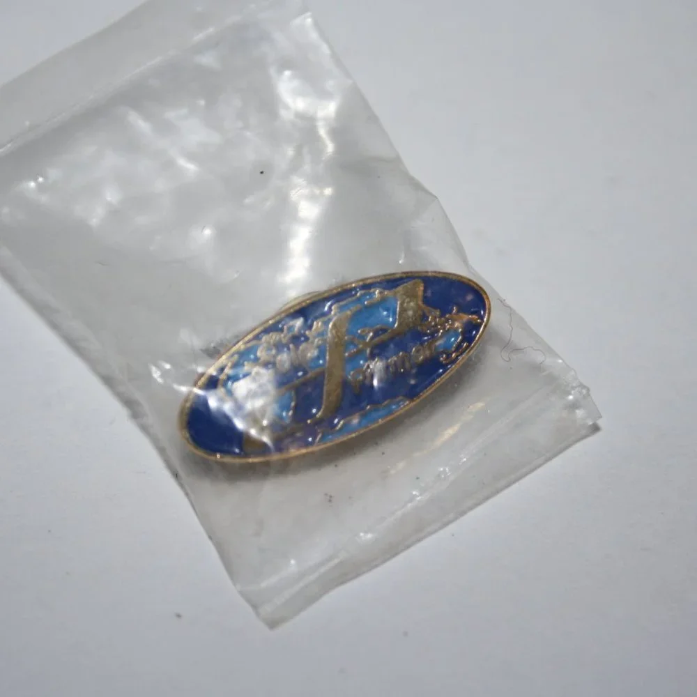 🔷📦 Cole Parmer Pin · New in Package · 1